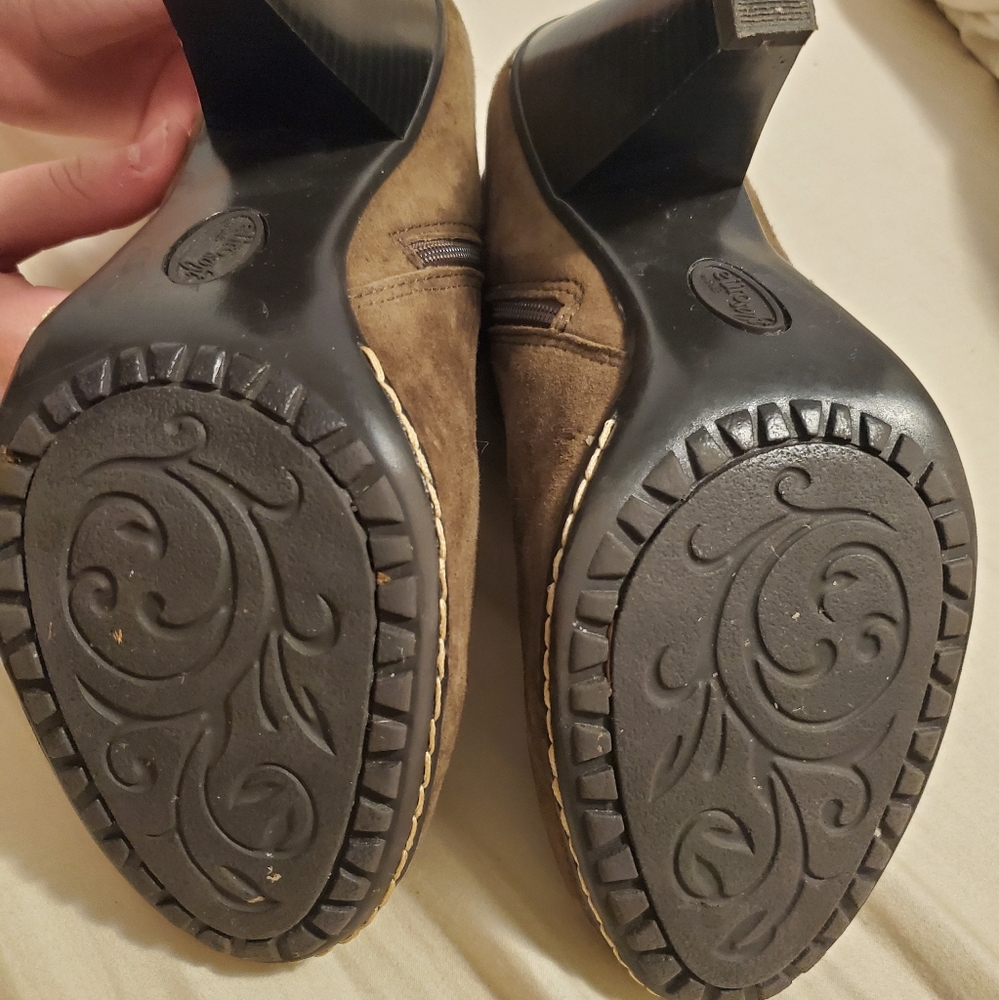 Eurosoft by sofft serafina brown suede boots - Picture 4 of 4